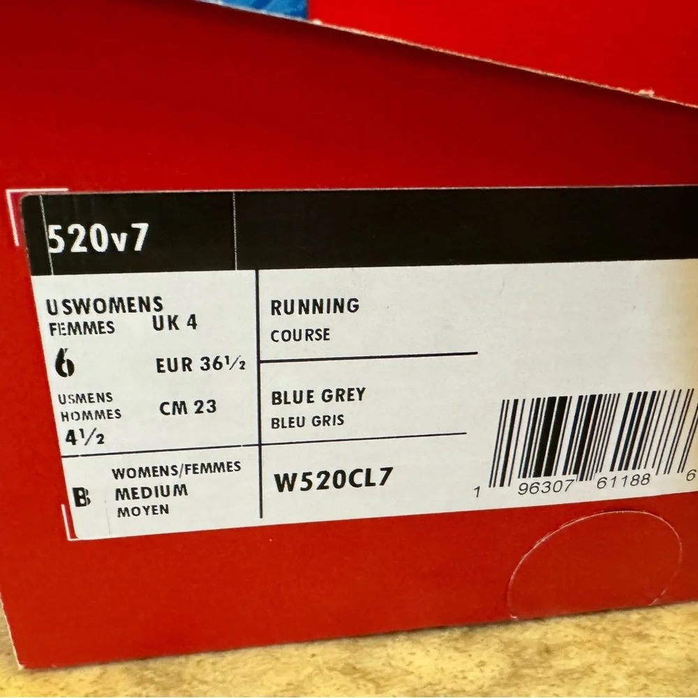 Brand New Women’s New Balance 520v7 shoes size 6 - Picture 7 of 8